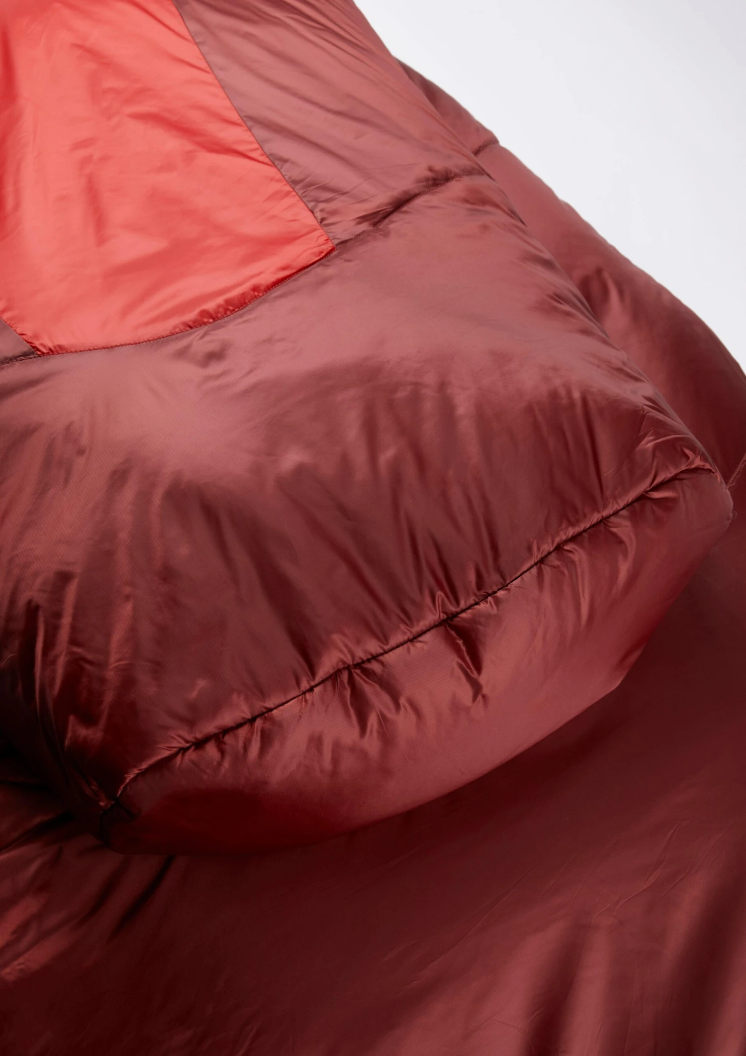 Rab Women's Solar Eco 3 Sleeping Bag - Red 7 Rab Women's Solar Eco 3 Sleeping Bag - Red - Image 7